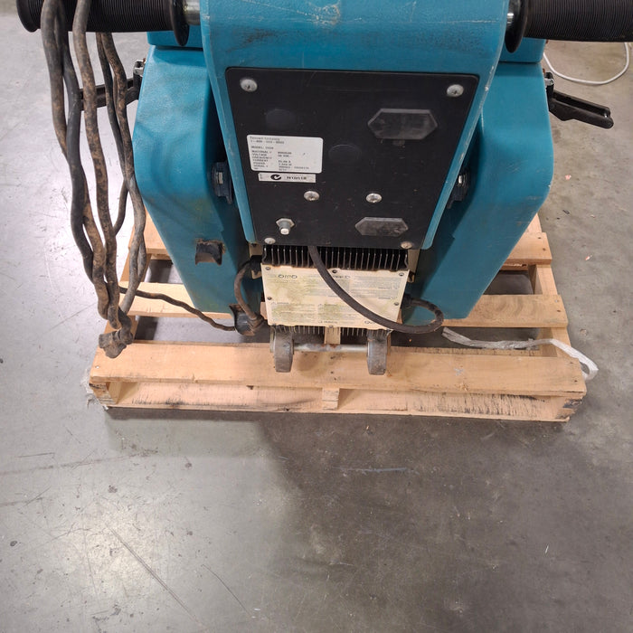 Tennant Co. Tennant Co. 2550 Floor Scrubber Industrial Equipment reLink Medical