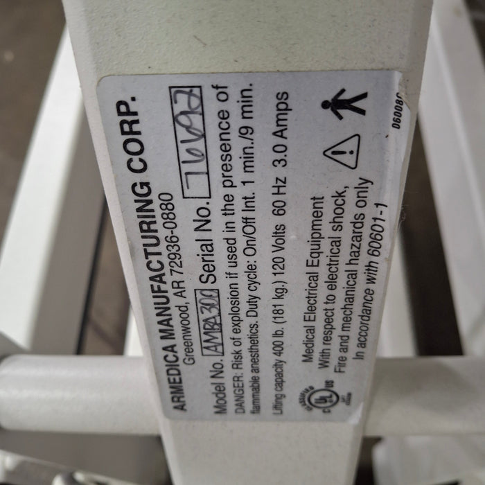 Armedica AMBA 300 Treatment Table