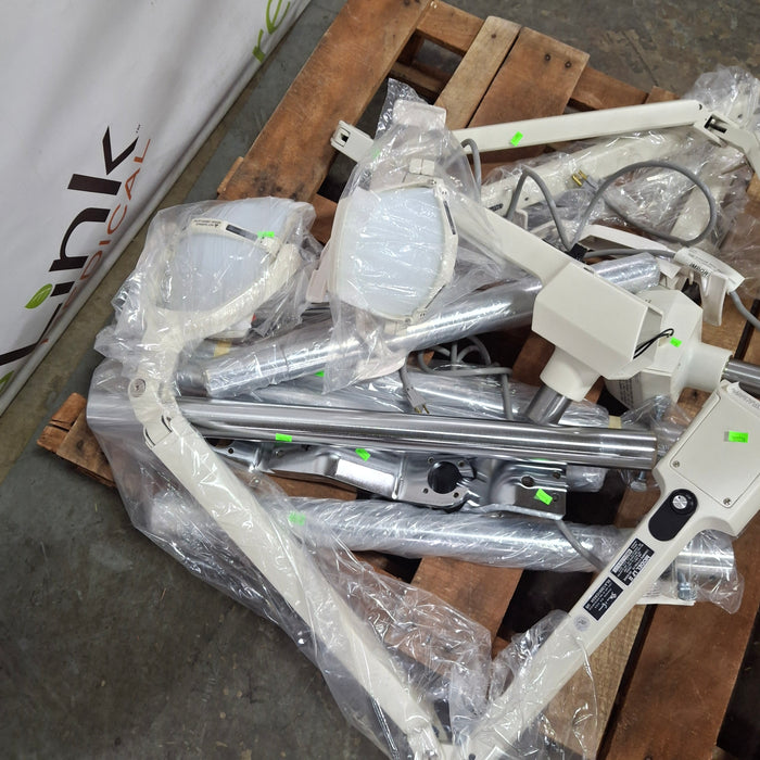 Pelton & Crane Pelton & Crane LF II Dental Light Dental reLink Medical