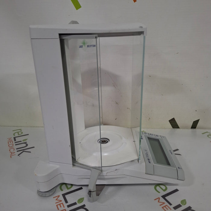 Mettler-Toledo, Inc. AG-135 Analytical Balance Scale