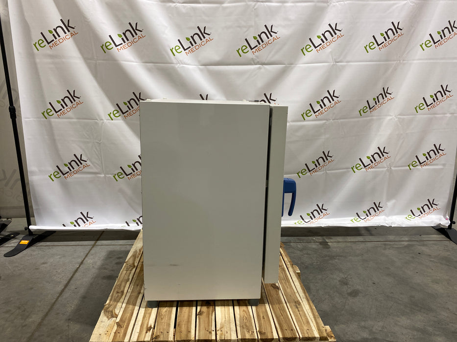 Thermo Scientific Thermo Scientific Heratherm IGS100 Incubator Research Lab reLink Medical