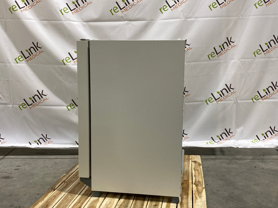 Thermo Scientific Thermo Scientific Heratherm IGS100 Incubator Research Lab reLink Medical