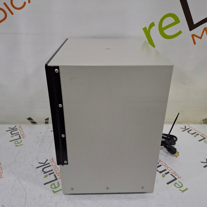 Quincy Labs 10-140E Incubator