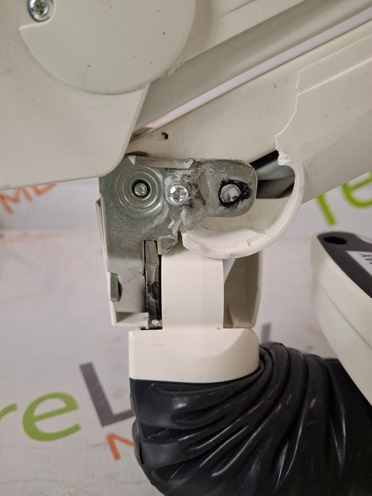 Burton EM60 Mobile Exam Light