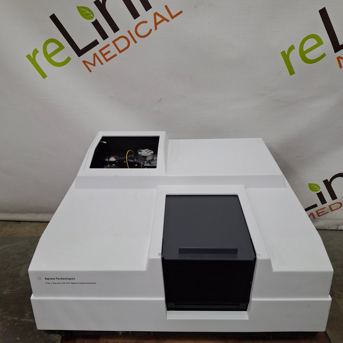 Agilent Agilent Cary 100 Series G9821A UV-Vis Spectrophotometer Research Lab reLink Medical