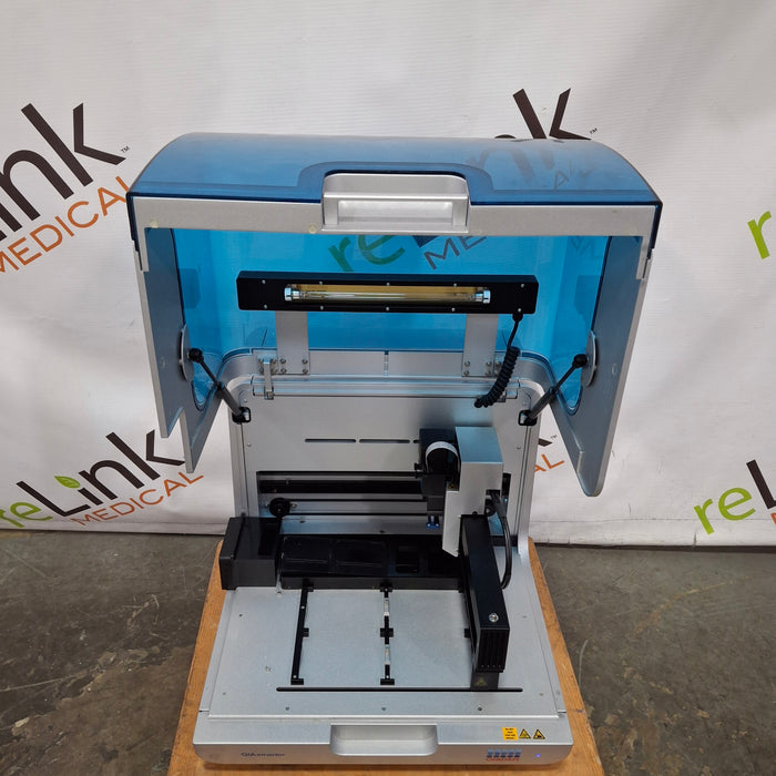 Qiagen QIAxtractor Nucleac Acid Purification System