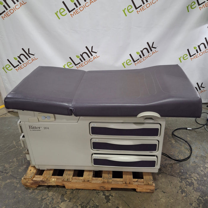 Midmark Midmark 204 Exam Table Exam Chairs / Tables reLink Medical