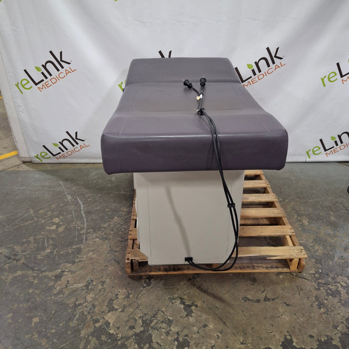 Midmark Midmark 204 Exam Table Exam Chairs / Tables reLink Medical