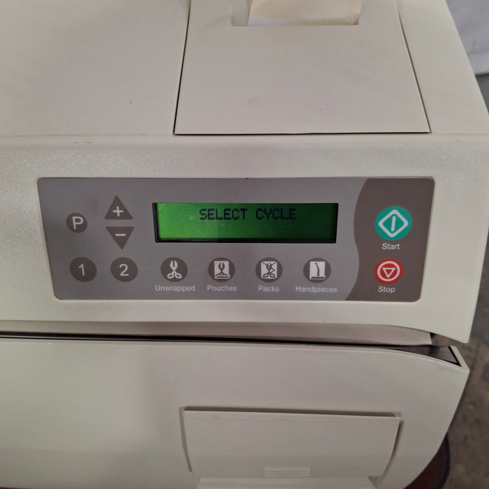 Midmark M11D-022 Autoclave