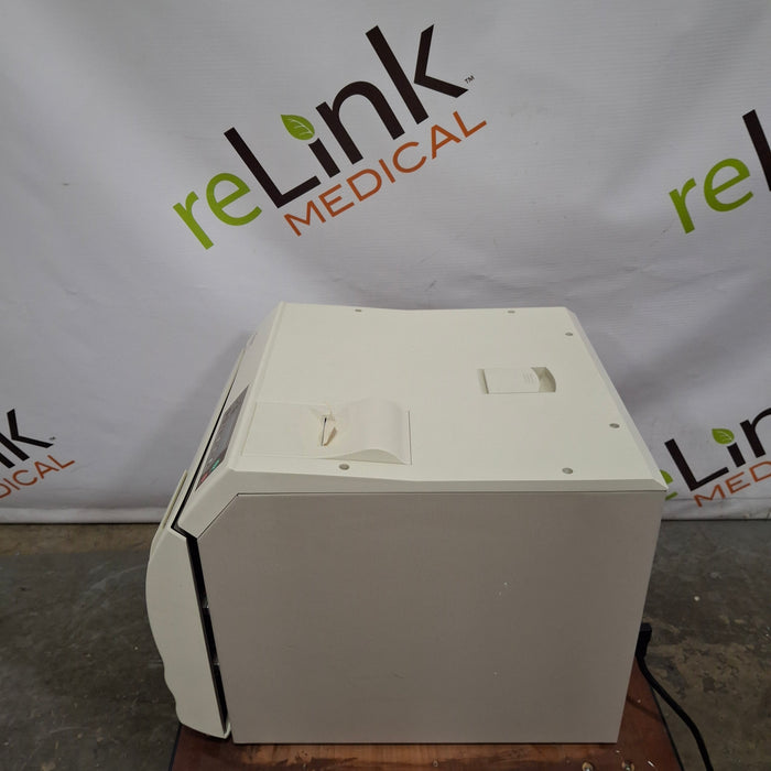 Midmark M11D-022 Autoclave