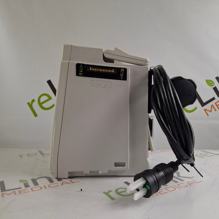 CareFusion Alaris 8015 Large Screen POC Infusion Pump