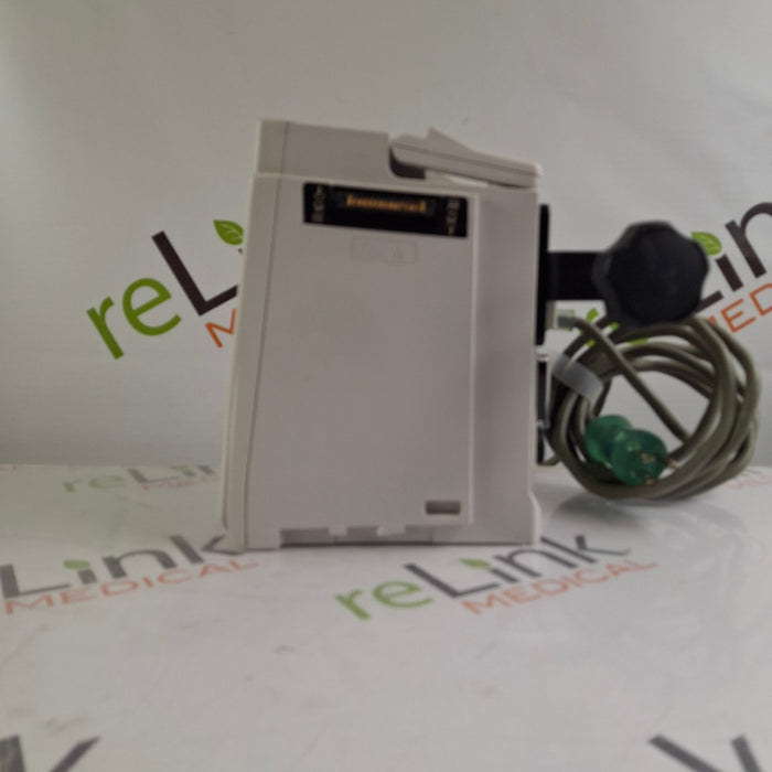 CareFusion Alaris 8015 Large Screen POC Infusion Pump