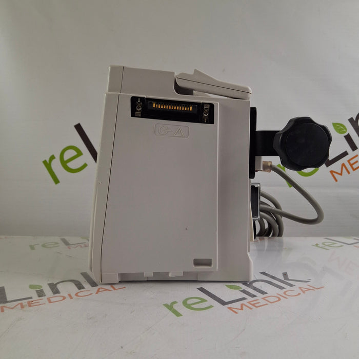 CareFusion Alaris 8015 Large Screen POC Infusion Pump