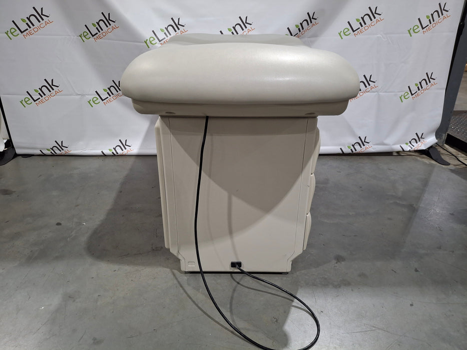 Midmark Midmark 604 Manual Examination Table Exam Chairs / Tables reLink Medical