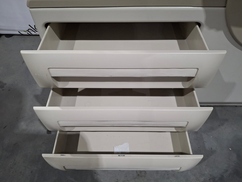 Midmark Midmark 604 Manual Examination Table Exam Chairs / Tables reLink Medical