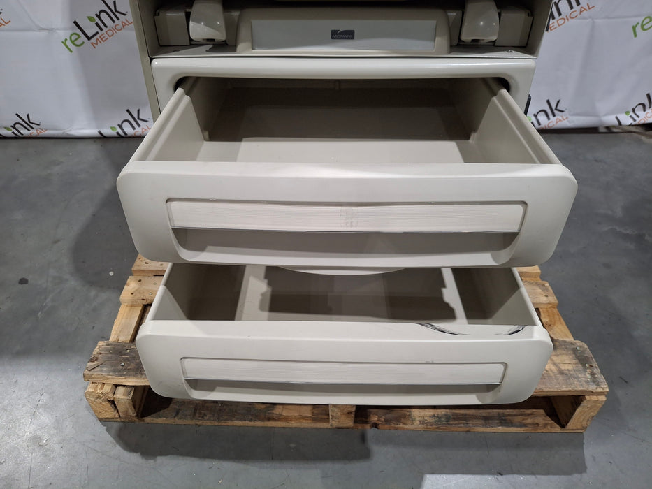 Midmark Midmark 604 Manual Examination Table Exam Chairs / Tables reLink Medical