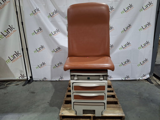 Midmark Midmark 204 Exam Table Exam Chairs / Tables reLink Medical