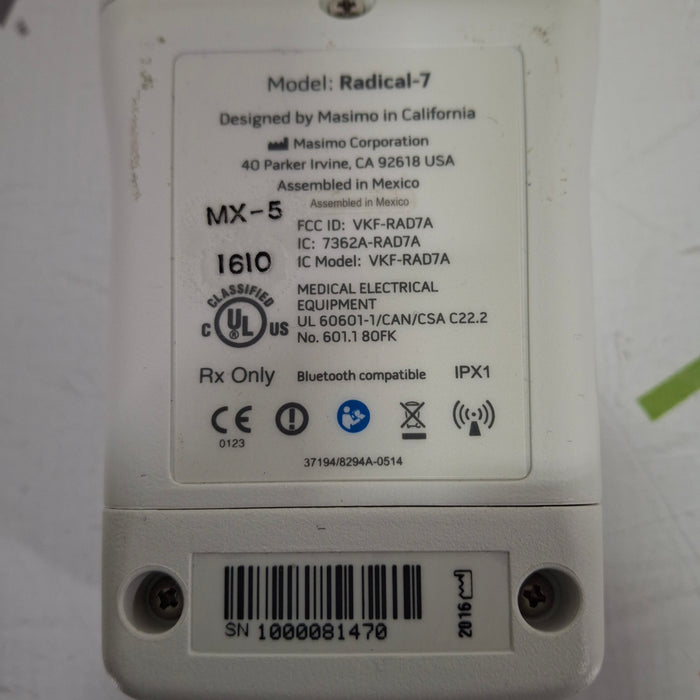 Masimo Radical 7 Pulse Oximeter w/ Base