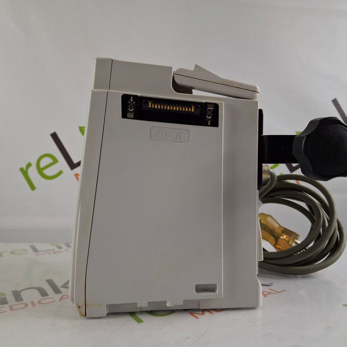 CareFusion Alaris 8015 Large Screen POC Infusion Pump