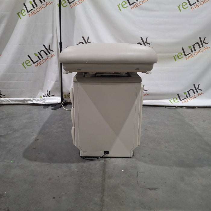 Midmark Midmark 604 Manual Examination Table Exam Chairs / Tables reLink Medical