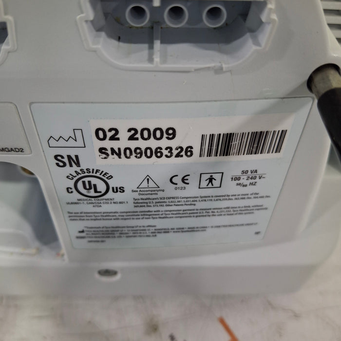 Kendall Products Kendall Products SCD Express Sequential Compression Device Surgical Equipment reLink Medical