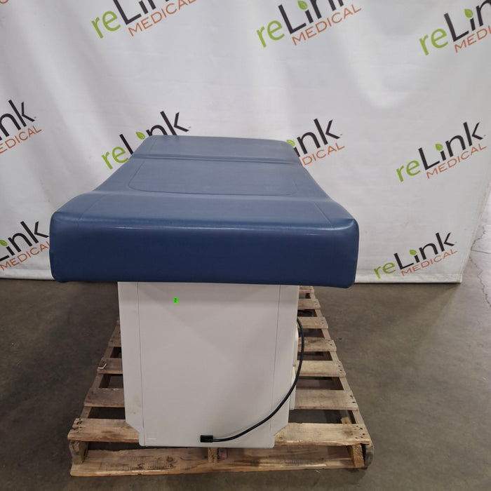 Midmark Midmark 204 Exam Table Exam Chairs / Tables reLink Medical