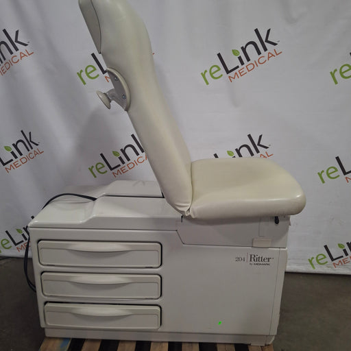 Midmark Midmark 204 Exam Table Exam Chairs / Tables reLink Medical