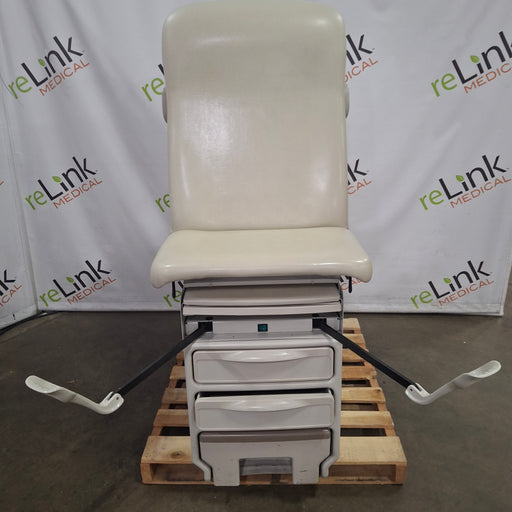 Midmark Midmark 204 Exam Table Exam Chairs / Tables reLink Medical