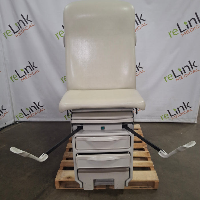 Midmark Midmark 204 Exam Table Exam Chairs / Tables reLink Medical