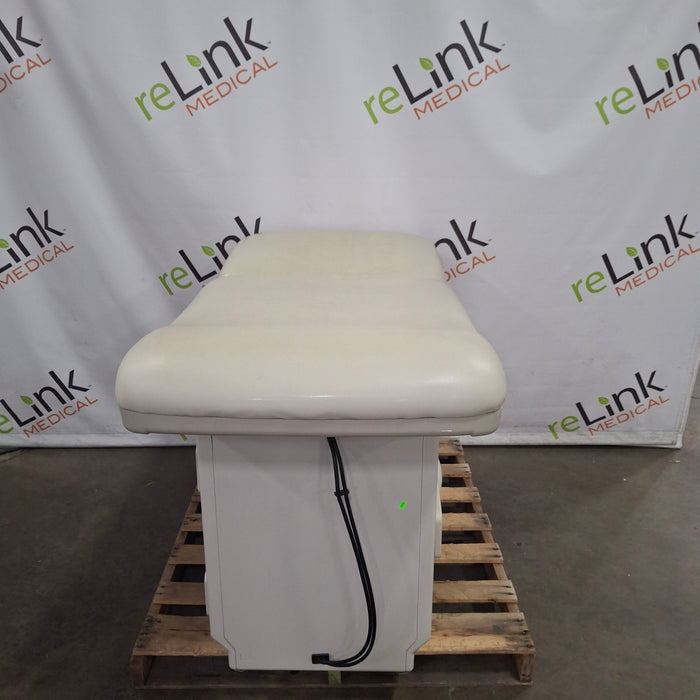 Midmark 204 Exam Table