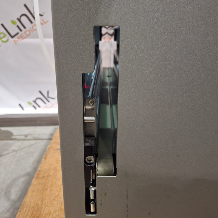 Roche Diagnostics Cobas u 601 Urine Analyzer