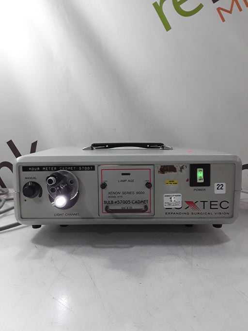 Luxtec Luxtec 9300 Xenon Series 9000 Light Source Surgical Equipment reLink Medical