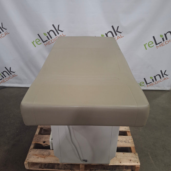 Midmark Midmark 204 Exam Table Exam Chairs / Tables reLink Medical