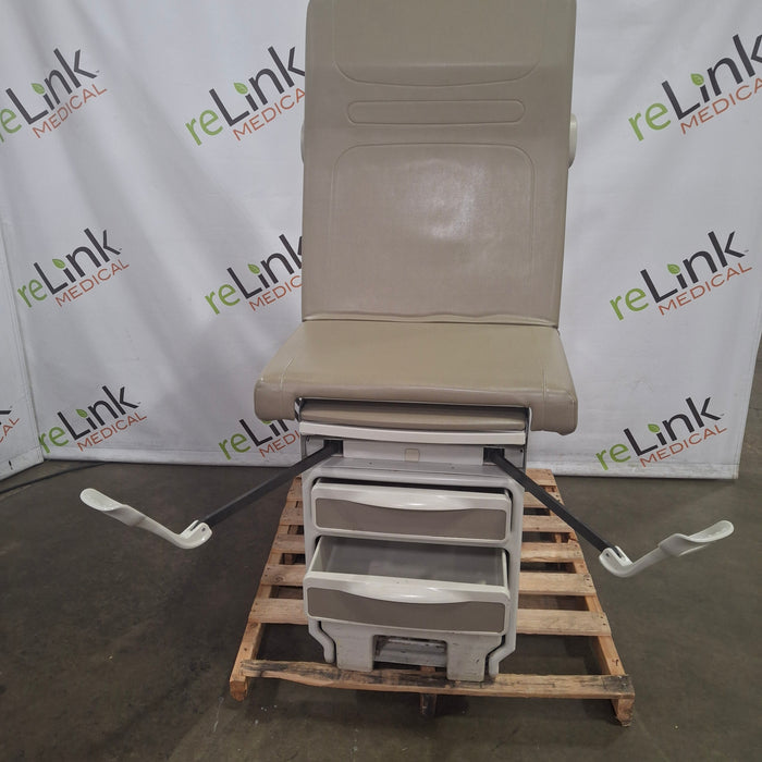 Midmark 204 Exam Table