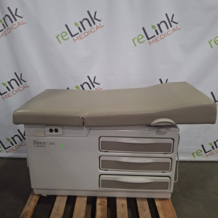 Midmark 204 Exam Table