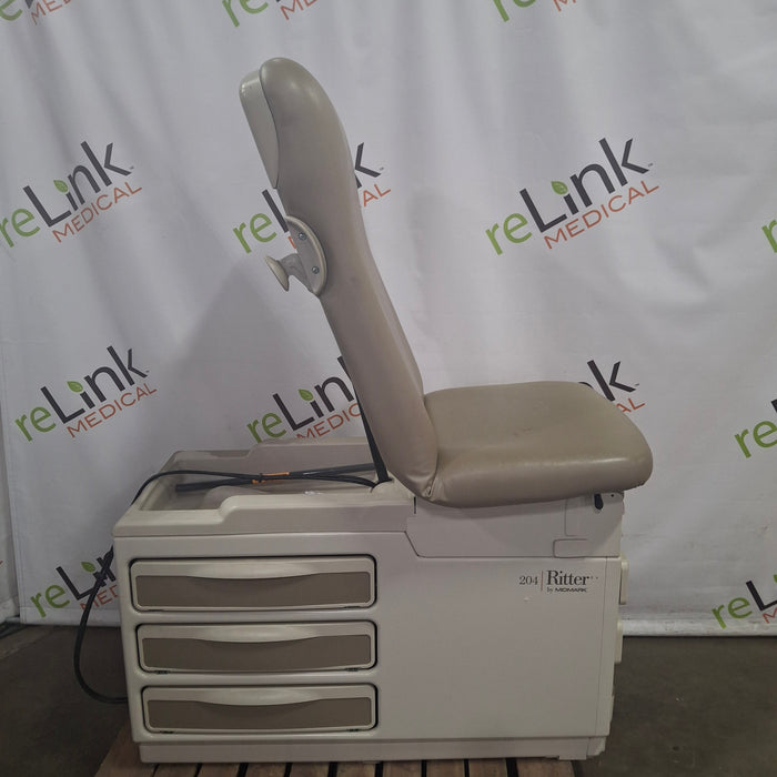 Midmark 204 Exam Table