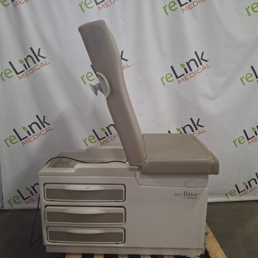 Midmark Midmark 204 Exam Table Exam Chairs / Tables reLink Medical