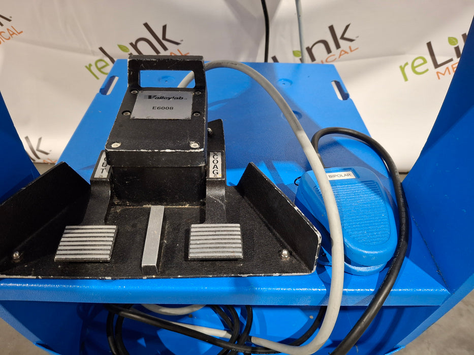 Covidien Force Triad 3.6 Electrosurgical Unit