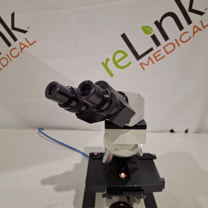 Leica MicroStar IV Lab Microscope