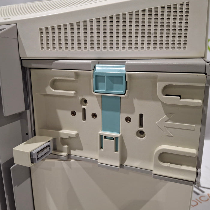 Philips IntelliVue MP70 Patient Monitor