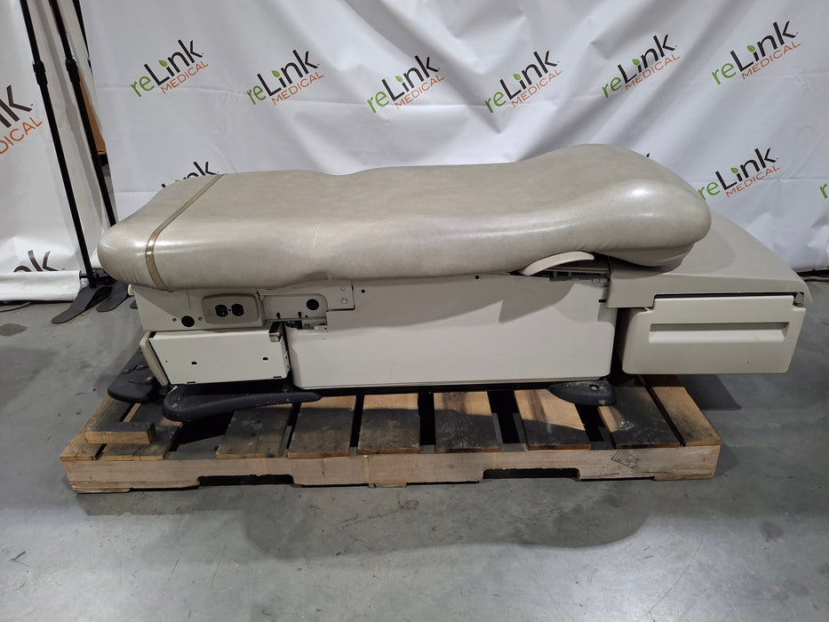 Midmark Midmark 625 Barrier-Free Power Exam Table Exam Chairs / Tables reLink Medical