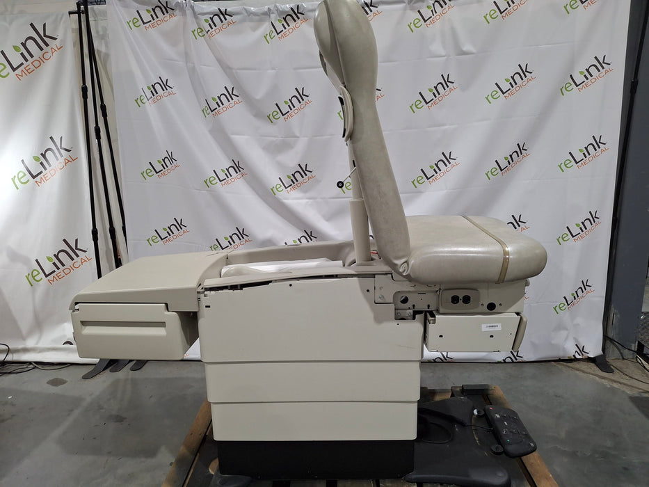 Midmark Midmark 625 Barrier-Free Power Exam Table Exam Chairs / Tables reLink Medical