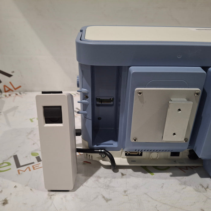 Respironics Trilogy 202 Ventilator