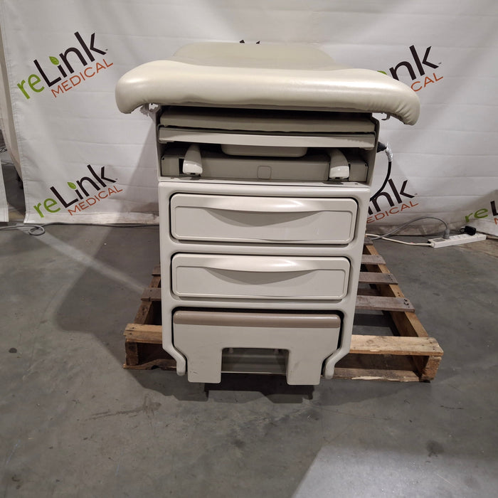 Midmark 204 Exam Table