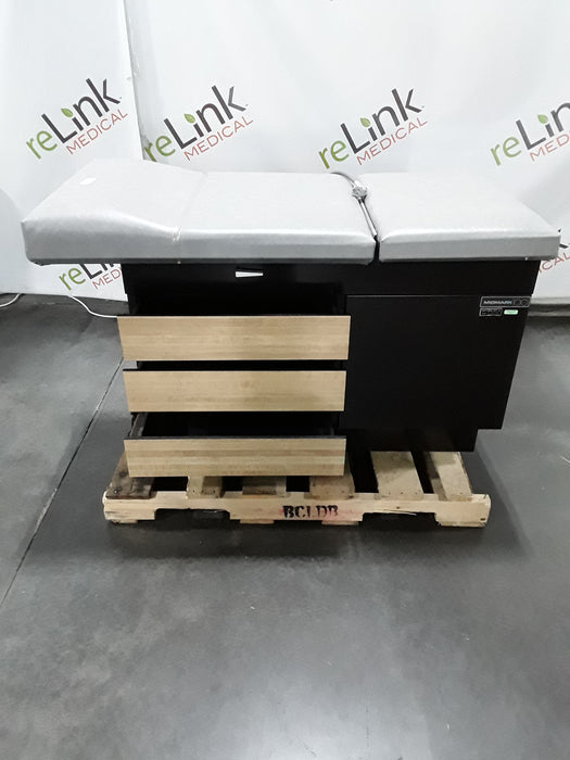Midmark Ritter 100 Exam Table
