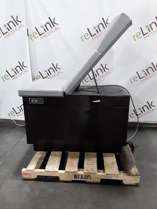 Midmark Ritter 100 Exam Table