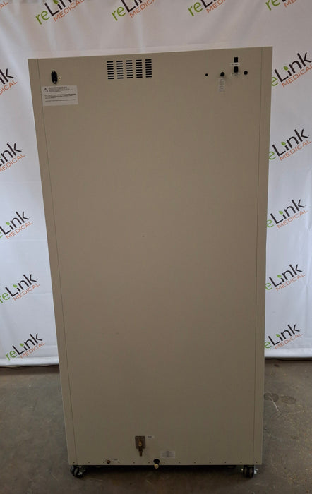 Thermo Scientific 3950 Reach-In CO2 Incubator