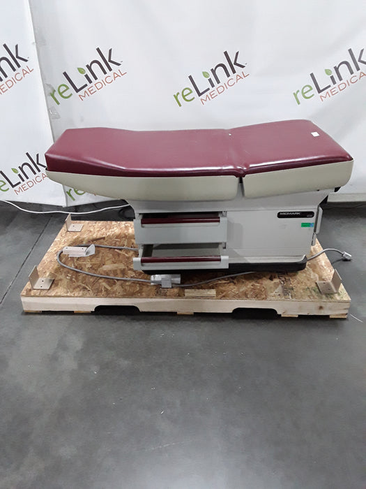 Midmark Midmark 405 Hi-Low Power Exam Table Exam Chairs / Tables reLink Medical