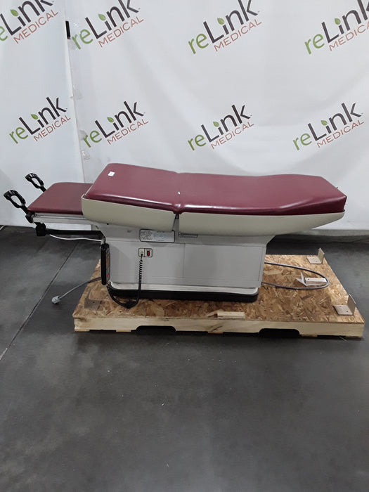 Midmark Midmark 405 Hi-Low Power Exam Table Exam Chairs / Tables reLink Medical