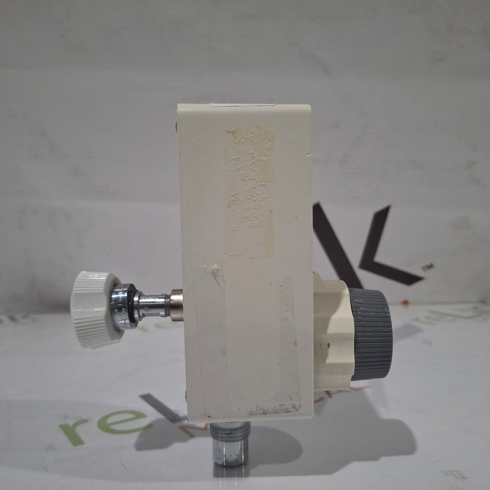 Precision Medical PM3000 Continuous Line Vacuum Regulator